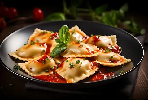 Ravioli mit Rindfleisch und Sauce